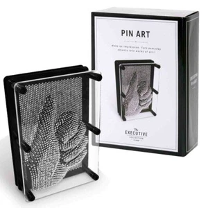 EXECUTIVE PIN ART - Classic 3D Impressions Desktop Office Toy **FREE DELIVERY** - Picture 1 of 8