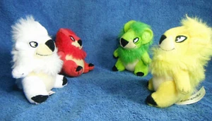 *202020* Neopets McDonalds 2004 - Yurble - white, yellow, red & green - plush - Picture 1 of 4