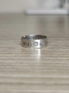 Vintage Sterling Silver Navajo Stamped Ring 925 Silver Native American Sz 6.5 - Picture 1 of 7