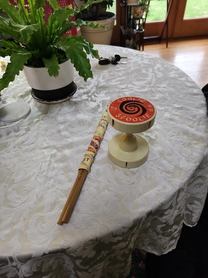 1974 The Amazing Coolie Spoolie Yo-Yo, Itac, Chinese, China, Asian Yo Yo - Image 1 of 4