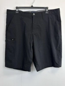 Chaps Golf Chino Shorts Men's 40X10.5 Black Performance Zipper Cargo Pocket - Picture 1 of 6