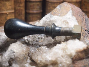 MUSEE LAUSANNE  CACHET AUTHENTIQUE de la fabrique de pipe Bonnaud vers 1900 NR7 - Picture 1 of 3