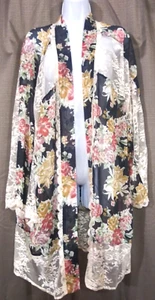 LAURIE FELT SZ XL FLORAL/LACE KIMONO ROBE W/ POCKETS - Picture 1 of 5