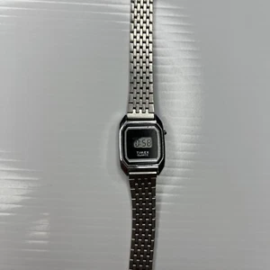 F Timex LCD Damenuhr K Cell Hong Kong Edelstahl Silber Retro funktioniert - Bild 1 von 6