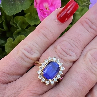 18ct Yellow Gold Luxury Statement Ring 3.00ct Blue Tanzanite Diamond Size K 1/2 - Image 1 of 4