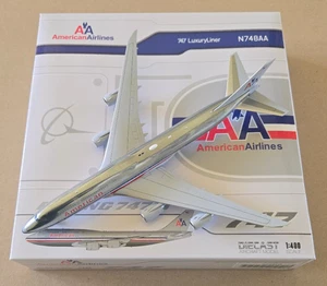 1/400 JC Wings Boeing 747-8 American Airlines N748AA - Picture 1 of 4