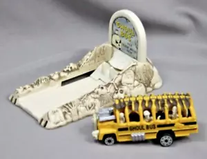 Avon MATCHBOX 1997 HAUNTED HAULERS GHOUL BUS Mattel F149541 Halloween 20% OFF - Picture 1 of 12