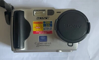 Retro Digitalkamera Sony CyberShot DSC-S50 UNGEPRÜFT - Bild 1 von 2