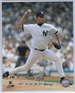 5xWSC ~ El Brujo Ramiro Mendoza ~ Yankees Béisbol Firmado 8x10 Foto MAB Medias Rojas - Imagen 1 de 4