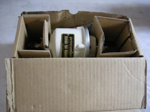 NEW - Procunier 12006 Model 2 Tapping Head 1/2" Straight Shank w/5 collets - Picture 1 of 3