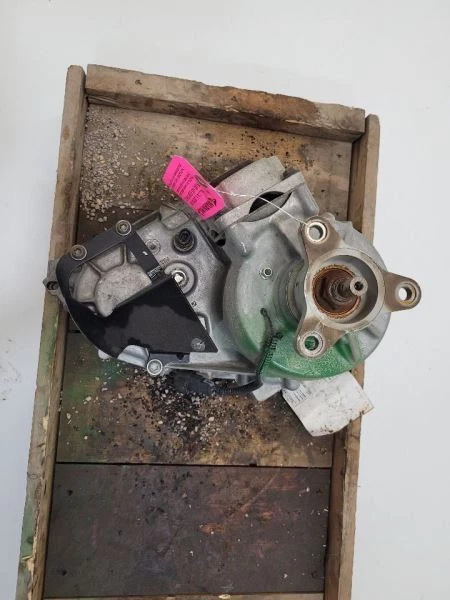 2009 2010 2011 2012 2013 2014 CHRYSLER 300  Transfer Case 5.7L  - Image 1 of 4