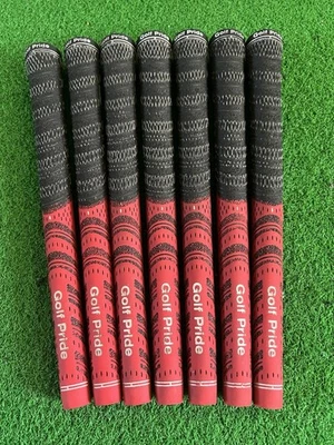Empuñaduras negras/rojas medianas para palos de golf MCC de 7 piezas para Golf Pride negras Foto 1 de 4