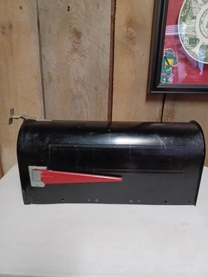 "Buzón de 21"" vintage de correo de Estados Unidos negro con bandera roja" Foto 1 de 4