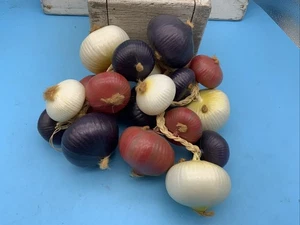 Vintage Plastic Onions On Braided Rope, Farmhouse/Country Decor - Picture 1 of 5