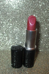 LANCOME Lippenstift Lippenfarbe Design EDGY Glanz FULL SIZE Neu - Bild 1 von 3