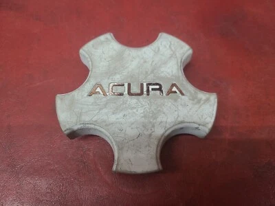 1996-1998 OEM Acura TL 15'' Silver Snap In Wheel Center Cap - Imagem 1 de 4