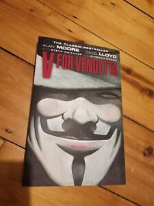 V for Vendetta Alan Moore Graphic Novel - FREE UK POST