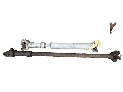 Eje de transmisión delantero y trasero Jeep CJ 76-86 CJ-7 T4 T5 con motor 4.2 6 cilindros Foto 1 de 4