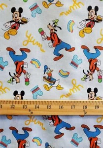 Tela 100% Algodón Estampado "Disney's Mickey Mouse, Goofy, Mickey, Donald-YUM"/SBY - Imagen 1 de 1