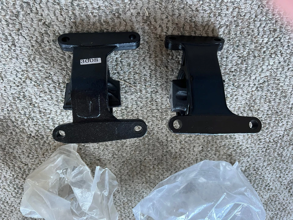 Suportes de motor Napa/Balkamp - 2002 Jeep Grand Cherokee Limited - 4.7L V-8 - Imagem 1 de 4