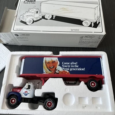 FIRST GEAR MACK 1960 MODEL B-61 TRACTOR TRAILER PEPSI COLA "COME ALIVE" #19-1514 - Image 1 of 4