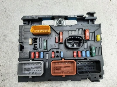 2008 PEUGEOT 207 Mk1 1.4L Petrol 5 Door Hatchback Engine Fuse Box - Image 1 of 3