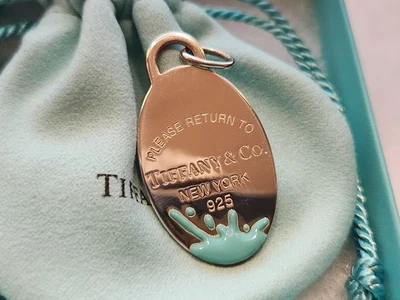 Tiffany Co Plata Esterlina Azul Esmalte Salpicaduras GRANDE Etiqueta Ovalada Dije VENDIDO COMO ESTÁ Foto 1 de 4