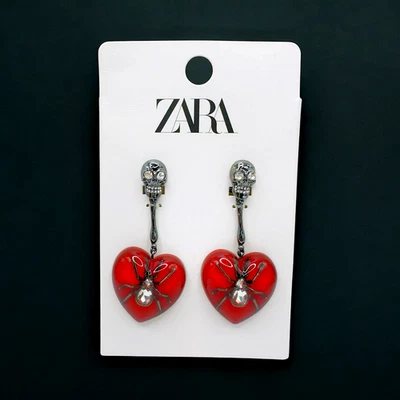 ZARA Pendientes Halloween Rojo Lucita Gótico Corazón Araña Cristal Gota Cuelga NUEVO Foto 1 de 4