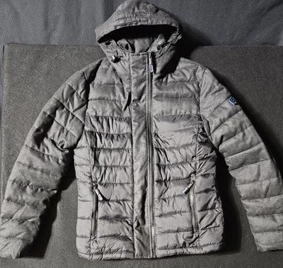 Chaqueta para hombre Fuji JKT de Superdry en negro, talla mediana M50008NP Foto 1 de 4