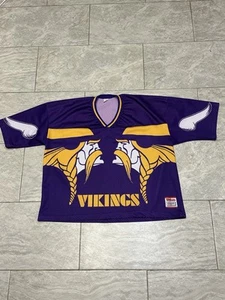 Minnesota Vikings 90s WILSON Mesh AOP Purple Jersey 2XL Boxy NFL Vintage Vintage - Bild 1 von 8