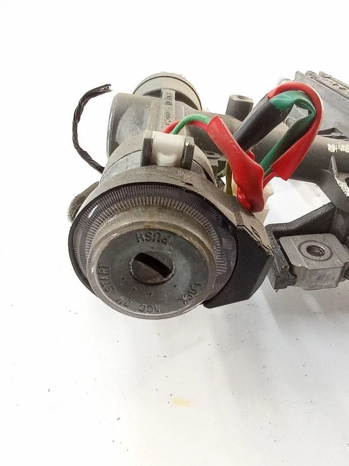 2006-2012 2014 Kia Sedona Ignition Switch w/o Key OEM  - Image 1 of 4