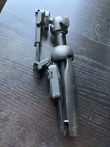 Trípode de teléfono Bluehorn todo en uno portátil de aleación de aluminio de 40 pulgadas - Imagen 1 de 5