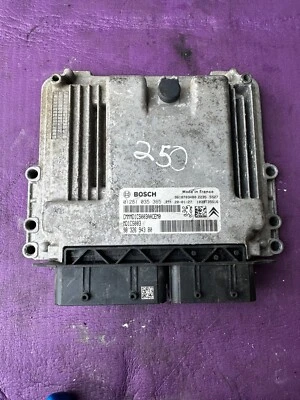VAUXHALL VIVARO COMBO CITROEN BERLINGO Engine ECU 9832694380 0281035365 - Image 1 of 4