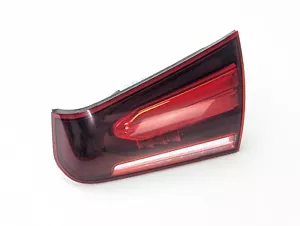 19-22 MERCEDES A220 W177 V177 LUZ TRASERA INTERIOR DERECHA LUZ LED LÁMPARA OEM - Imagen 1 de 6