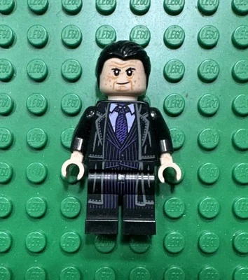 Lego The Penguin Minifigure DC Super Heroes 76181 sh790 villian suit batman - Image 1 of 2