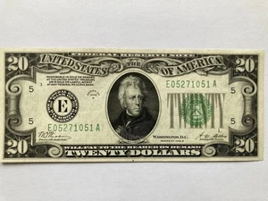 1928 $20 Federal Reserve Gold On Demand. Richmond Virginia - Woods/Melon -VF+ - Picture 1 of 3