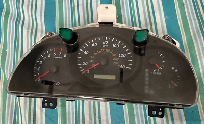 04-06 Toyota Highlander 3.3L cuadro de instrumentos medidores probado 235K envío gratuito CR Foto 1 de 4