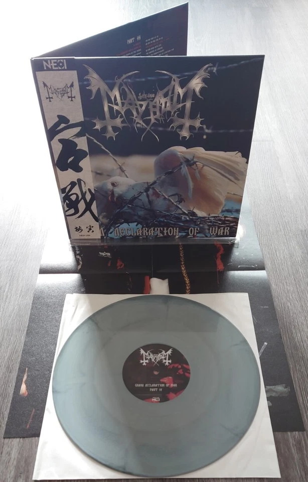 Mayhem – Grand Declaration Of War LP (China Edition Grey Smoking Nesi 1st Press) - Image 1 of 4