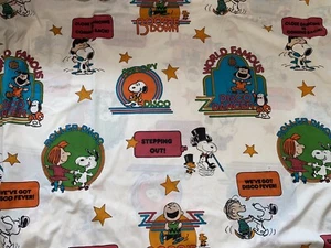 Vintage 1970's PEANUTS Charlie Brown Snoopy Disco Twin Flat Sheet USA - Picture 1 of 1