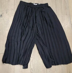 Feather Bone By Anthropologie Small Black High Waist Pleated Pants - Bild 1 von 9