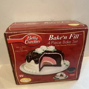 Betty Crocker Bake'n Fill 4 Stück Backset Komplett Kuchen Backset Neu Offene Box - Bild 1 von 7