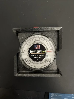 Johnson Level & Tool High-Impact Black Pitch &amp; Localizador de pendientes - Envío gratuito Foto 1 de 3