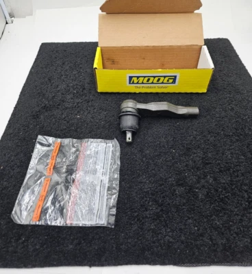 Extremo de barra de amarre exterior izquierdo MOOG ES80579 para Infiniti Nissan 350Z G35 2003-2009 Foto 1 de 4