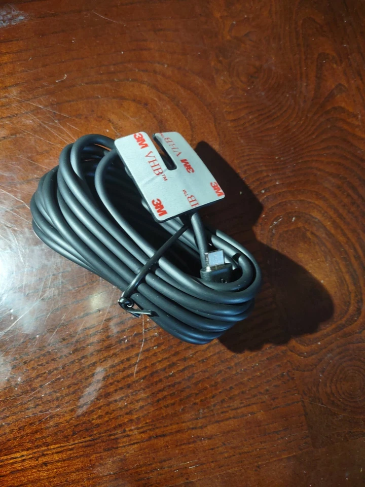 3M VHB Cord With USB - Image 1 of 4