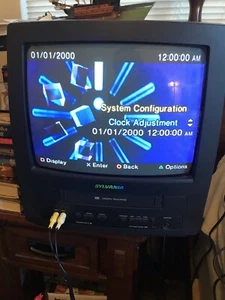 Sylvania 13” TV VCR Combo Model 6313CE A Retro Gaming TV Works! VCR Not Working - Picture 1 of 6