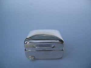 STERLING SILVER PLAIN SQUARE EMBOSSED PILL BOX - NEW - Picture 1 of 5