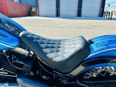 Saddlemen Renegade Lattice Solo Gel Seat for 2011-2017 Harley Softail Slim FLS - Image 1 of 4