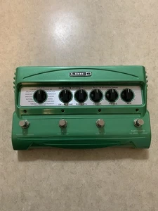 Line 6 DL4 Delay Modeler Guitar Pedal - Picture 1 of 11