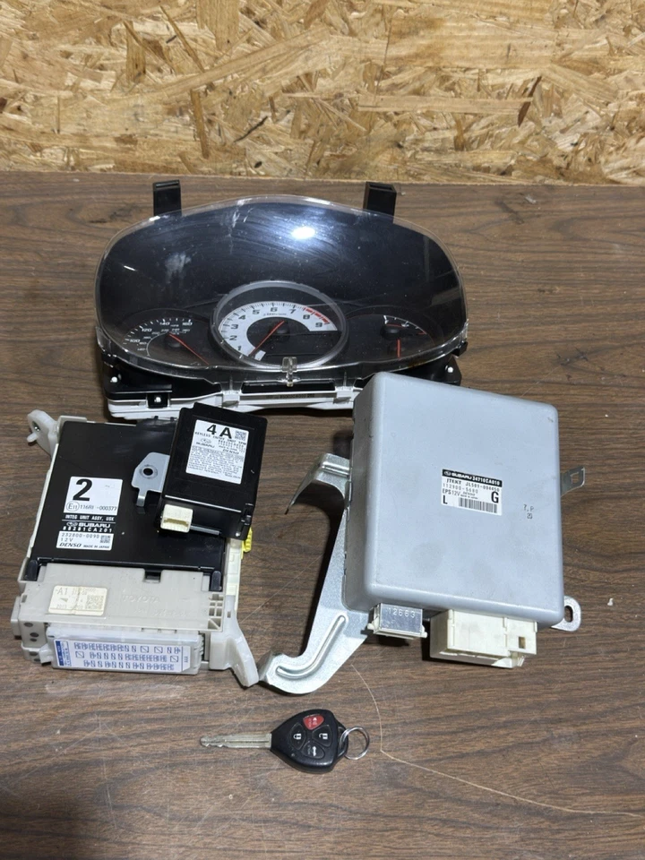 Juego de llaves Scion FR-S motor computadora BCM DME Toyota GT 86 BRZ 1 racimo tracción trasera 2.0 Foto 1 de 4