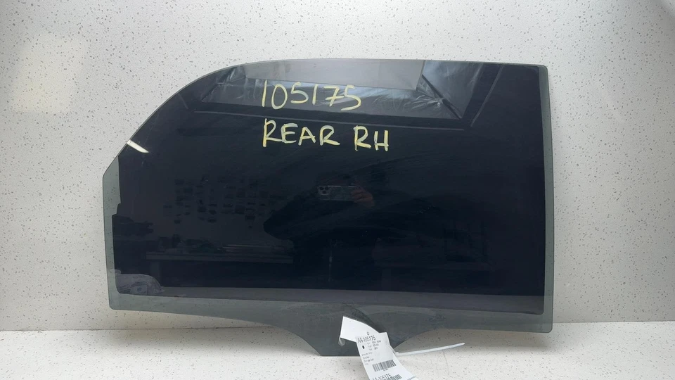 2005 2006 2007 2008 2009 Chevrolet CHEVY EQUINOX Right Rear Door Glass/window — 第 1/4 张图片